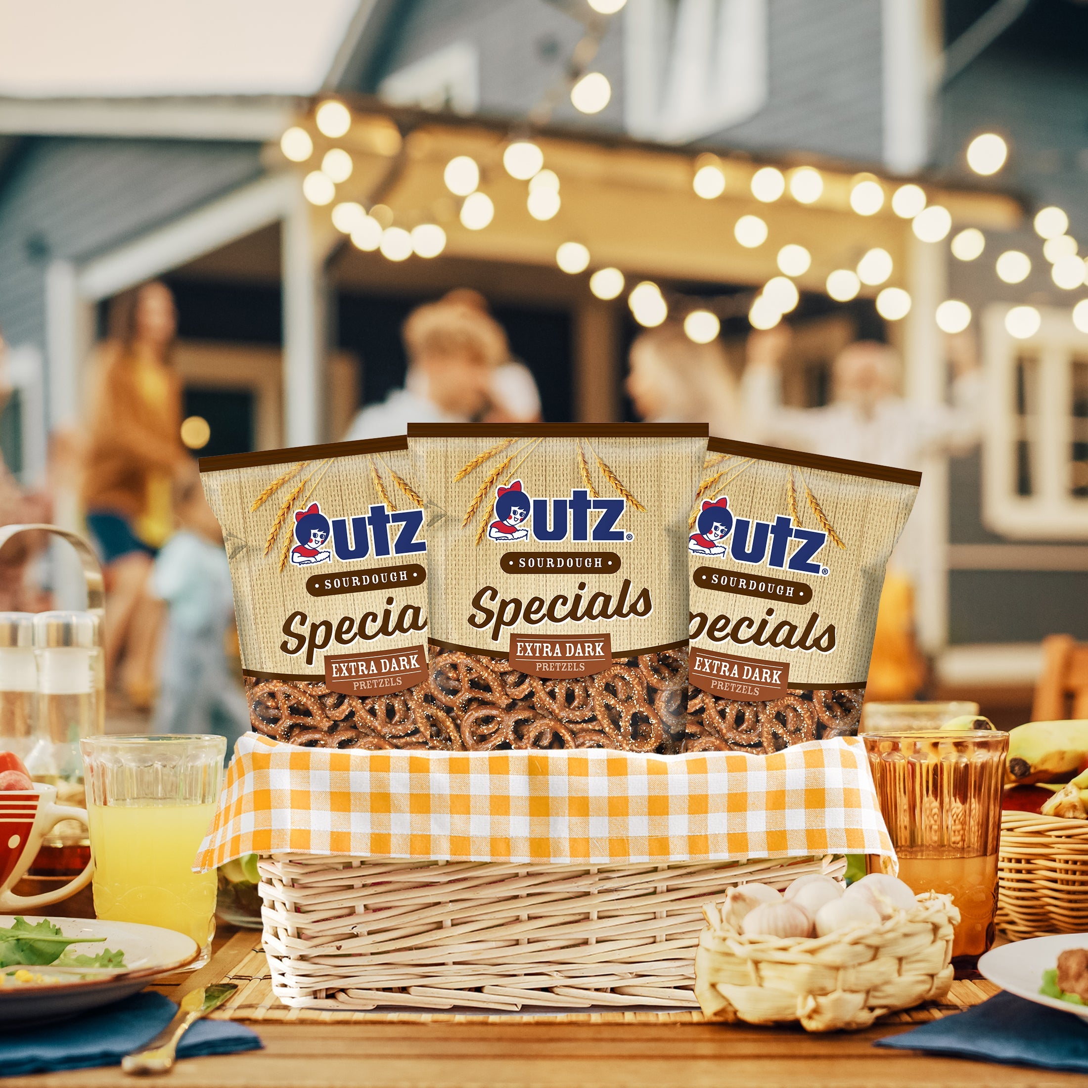 Utz Sourdough Specials Extra Dark Pretzels